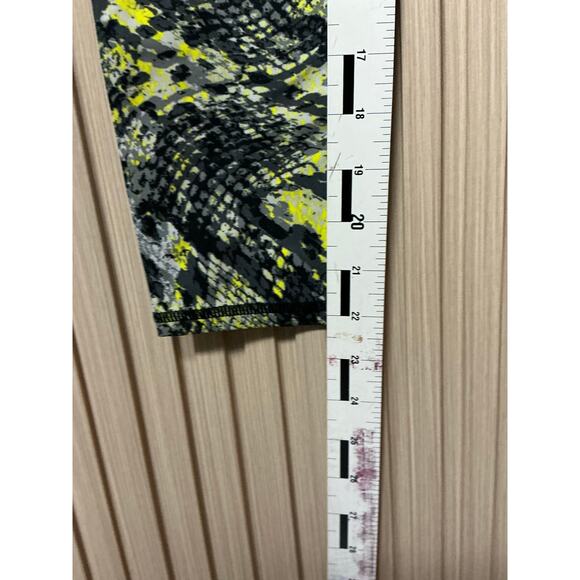 Sweaty Betty Power 7/8 Workout Leggings - Citrus Green Snake Print Size S - Picture 12 of 12